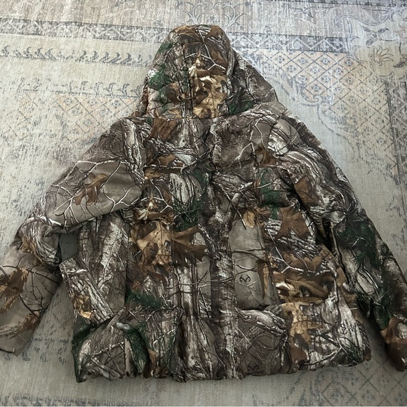 RealTree Women’s Camo Jacket - Picture 2 of 2